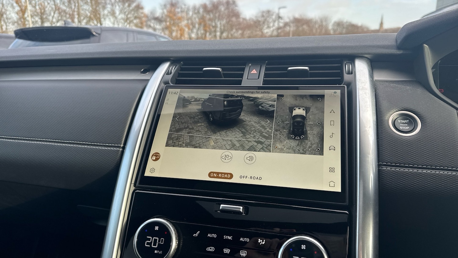 Used Land Rover Discovery 2024 for sale - 76974148: Photo 12