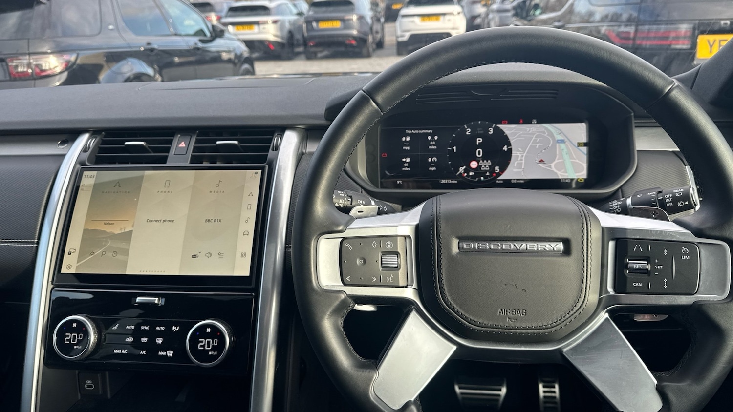 Used Land Rover Discovery 2024 for sale - 76974148: Photo 15