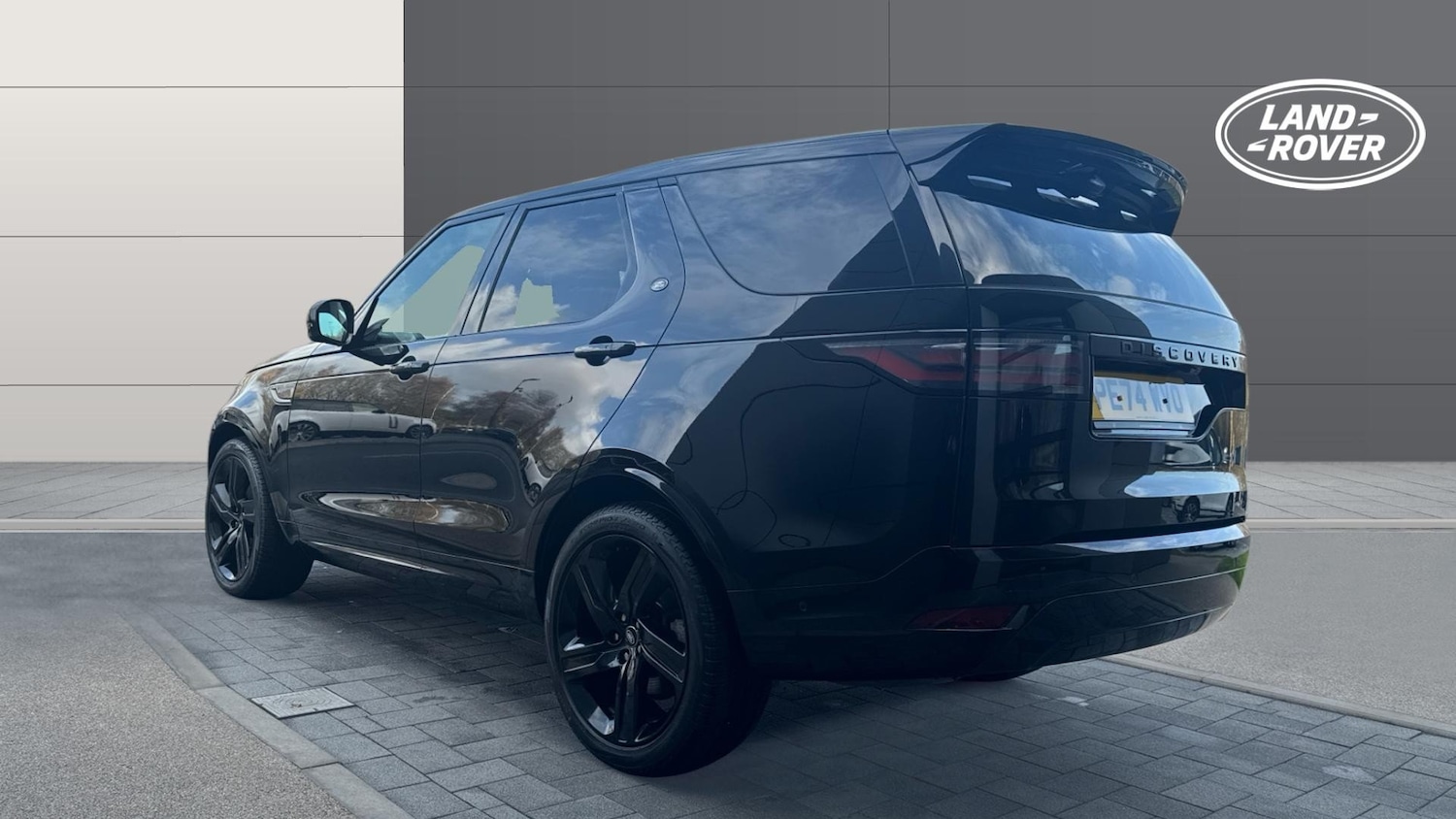 Used Land Rover Discovery 2024 for sale - 76974148: Photo 2