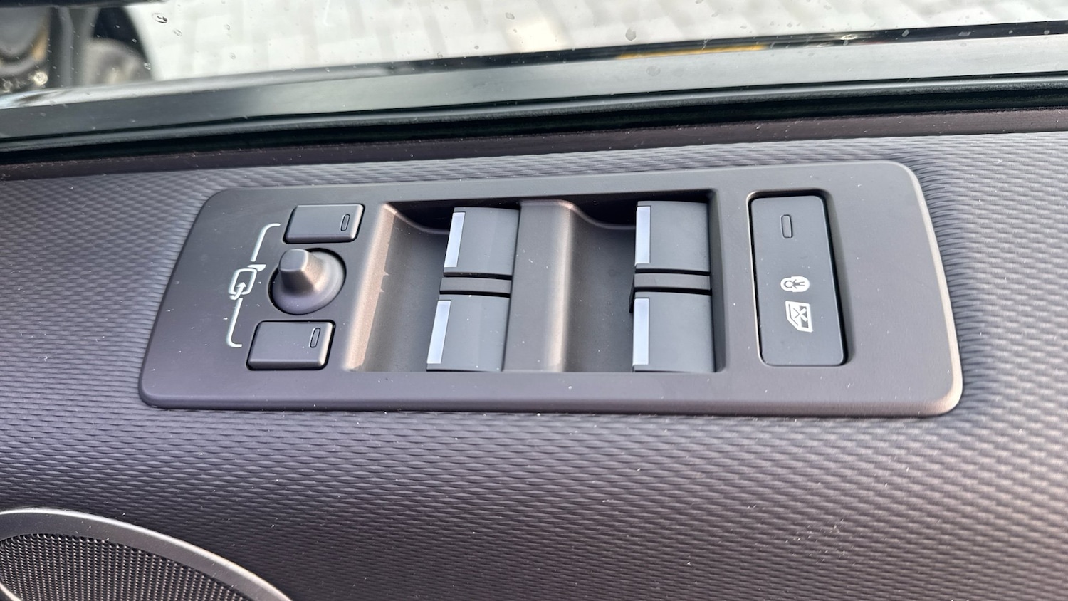 Used Land Rover Discovery 2024 for sale - 76974148: Photo 44