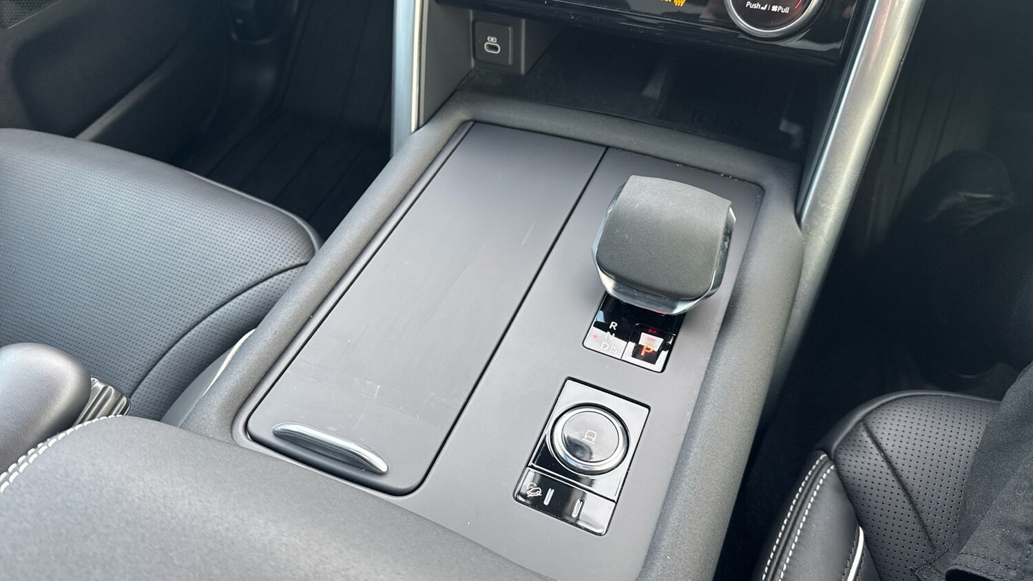 Used Land Rover Discovery 2024 for sale - 76974148: Photo 51