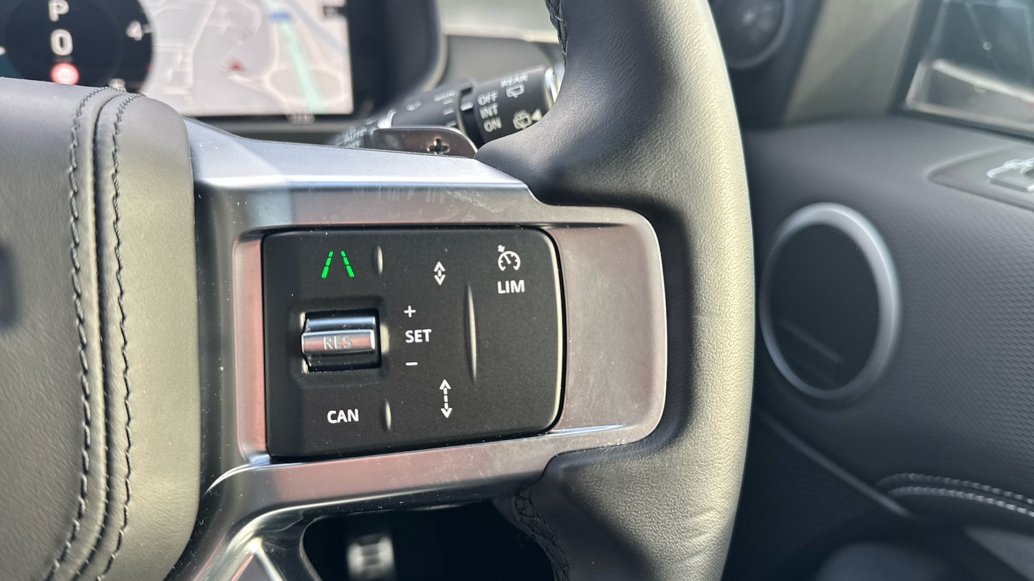 Used Land Rover Discovery 2024 for sale - 76974148: Photo 59