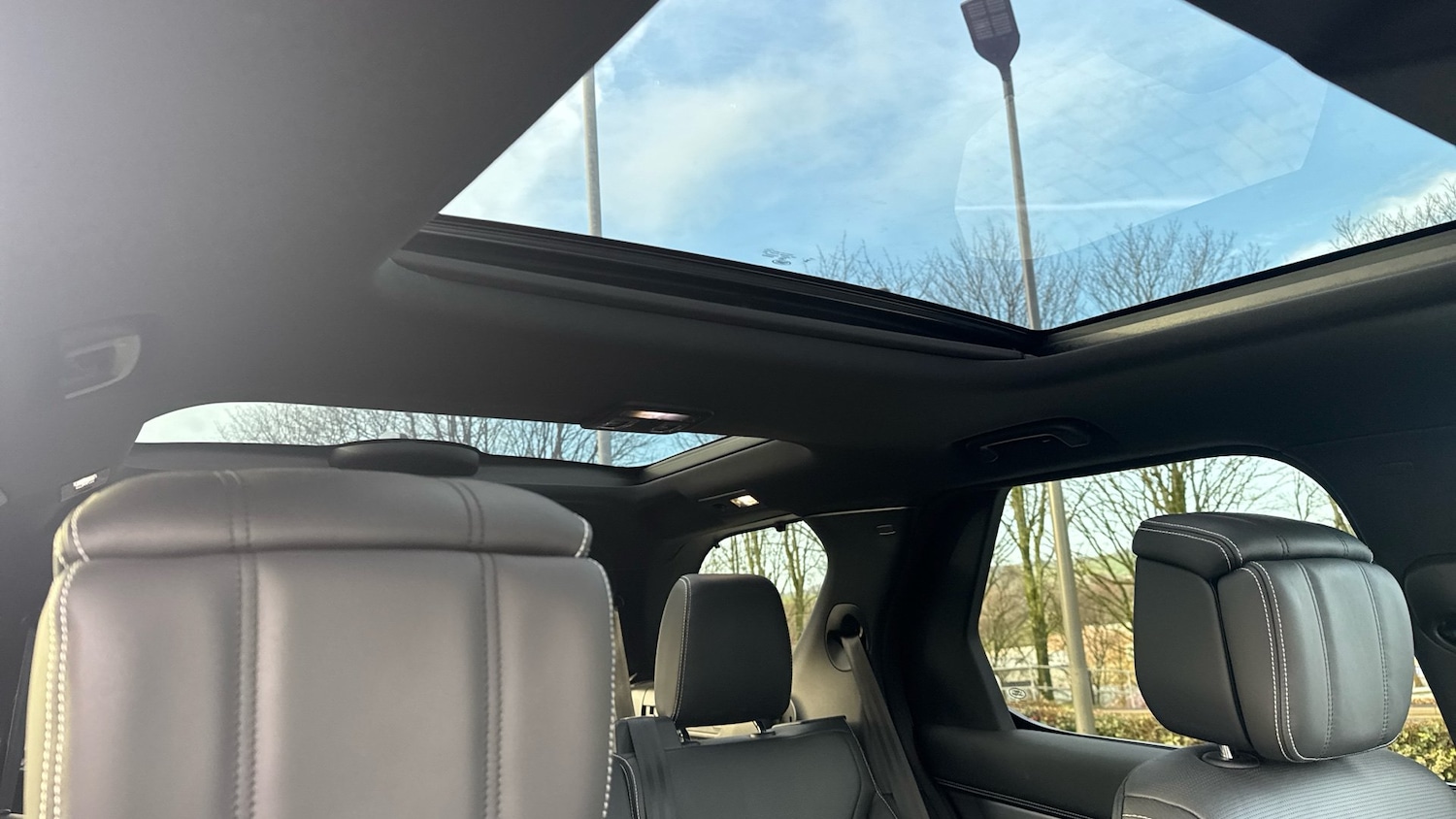 Used Land Rover Discovery 2024 for sale - 76974148: Photo 62