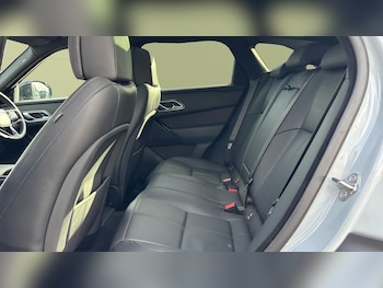 Used Land Rover Range Rover Velar 2024 for sale - 76357760: Photo