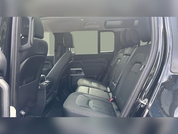 Used Land Rover Defender 2020 for sale - 75319972: Photo