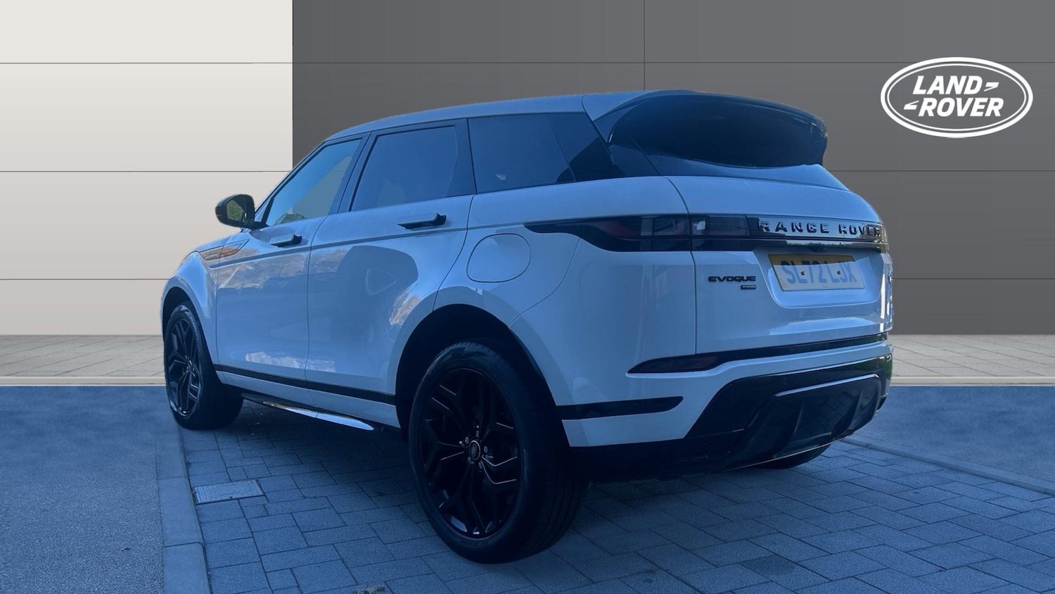 Used Land Rover Range Rover Evoque 2022 for sale - 76477053: Photo 2