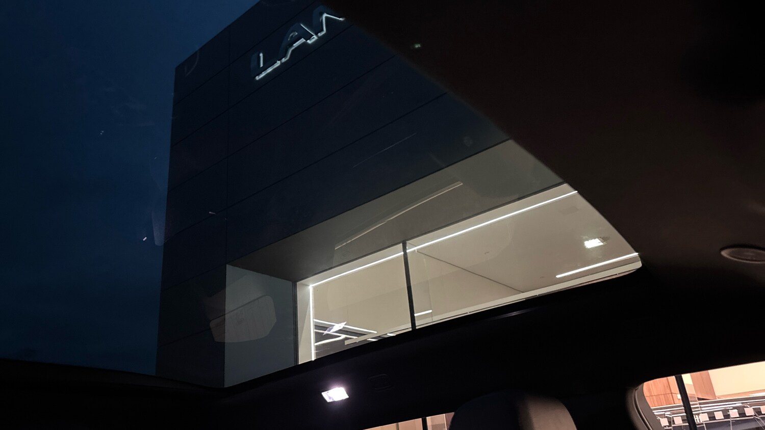 Used Land Rover Range Rover Evoque 2022 for sale - 76477053: Photo 32