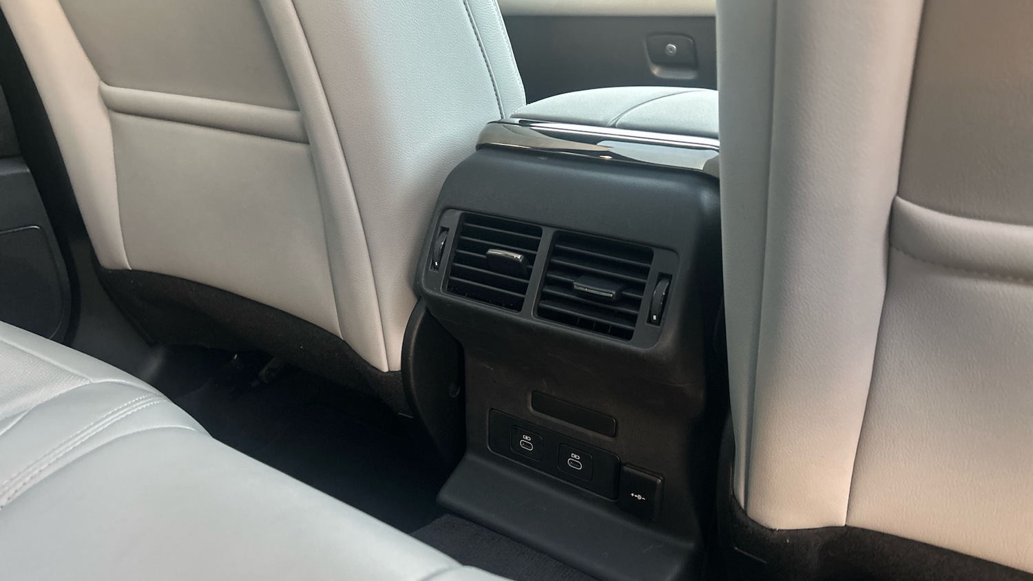 Used Land Rover Range Rover Velar 2023 for sale - 76792897: Photo 18