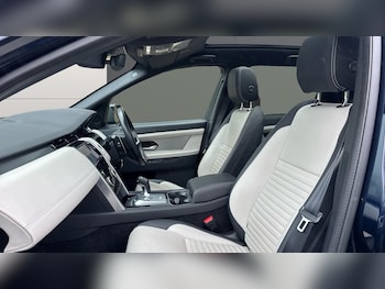 Used Land Rover Discovery Sport 2023 for sale - 78162353: Photo