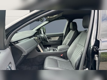 Used Land Rover Discovery Sport 2025 for sale - 79162404: Photo