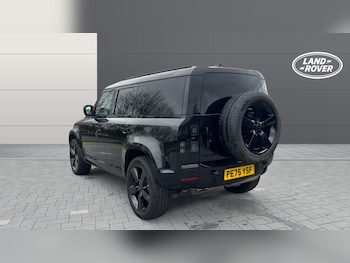 Used Land Rover Defender 2025 for sale - 77465552: Photo