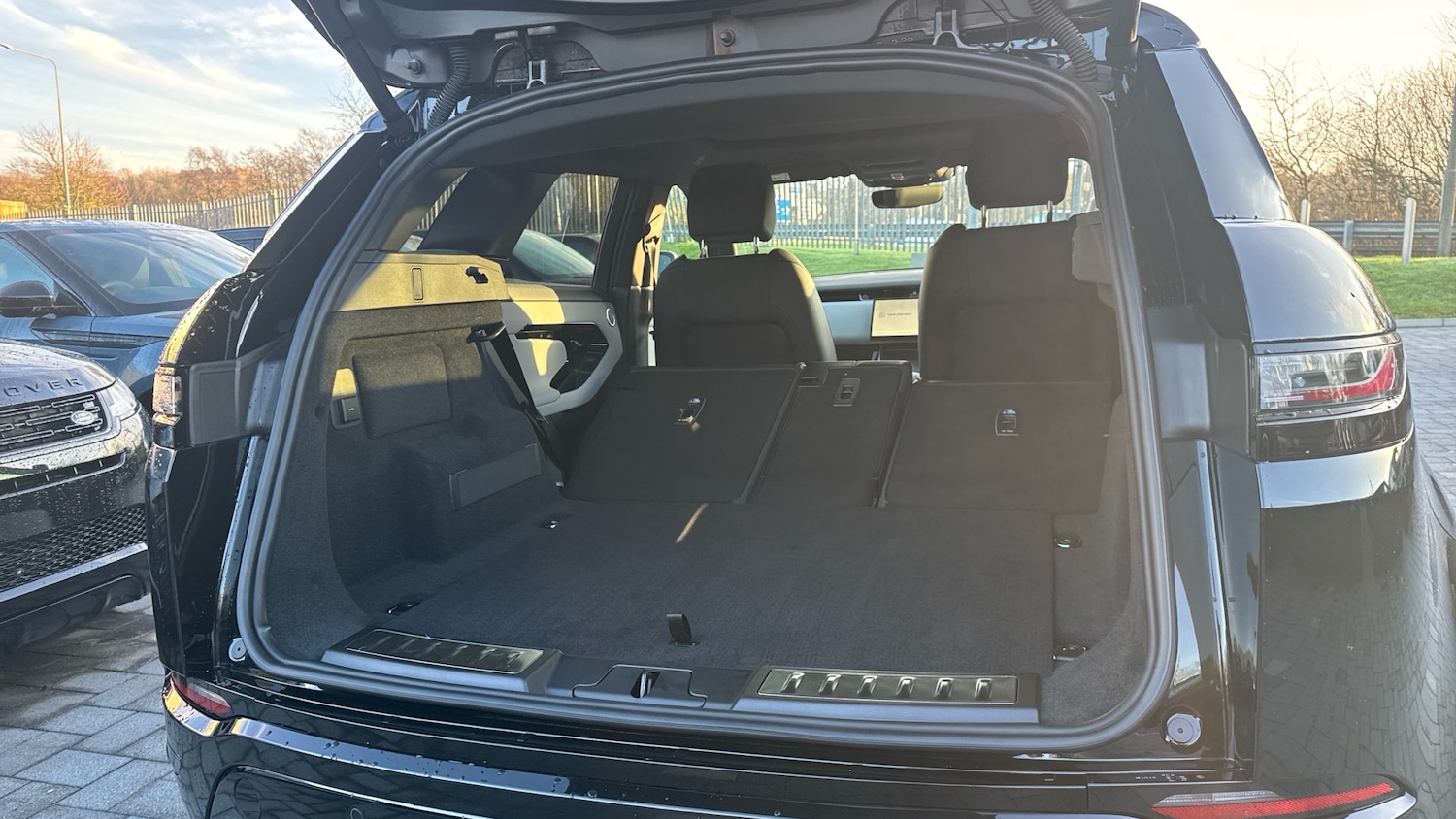 Used Land Rover Range Rover Evoque 2025 for sale - 76971827: Photo 10