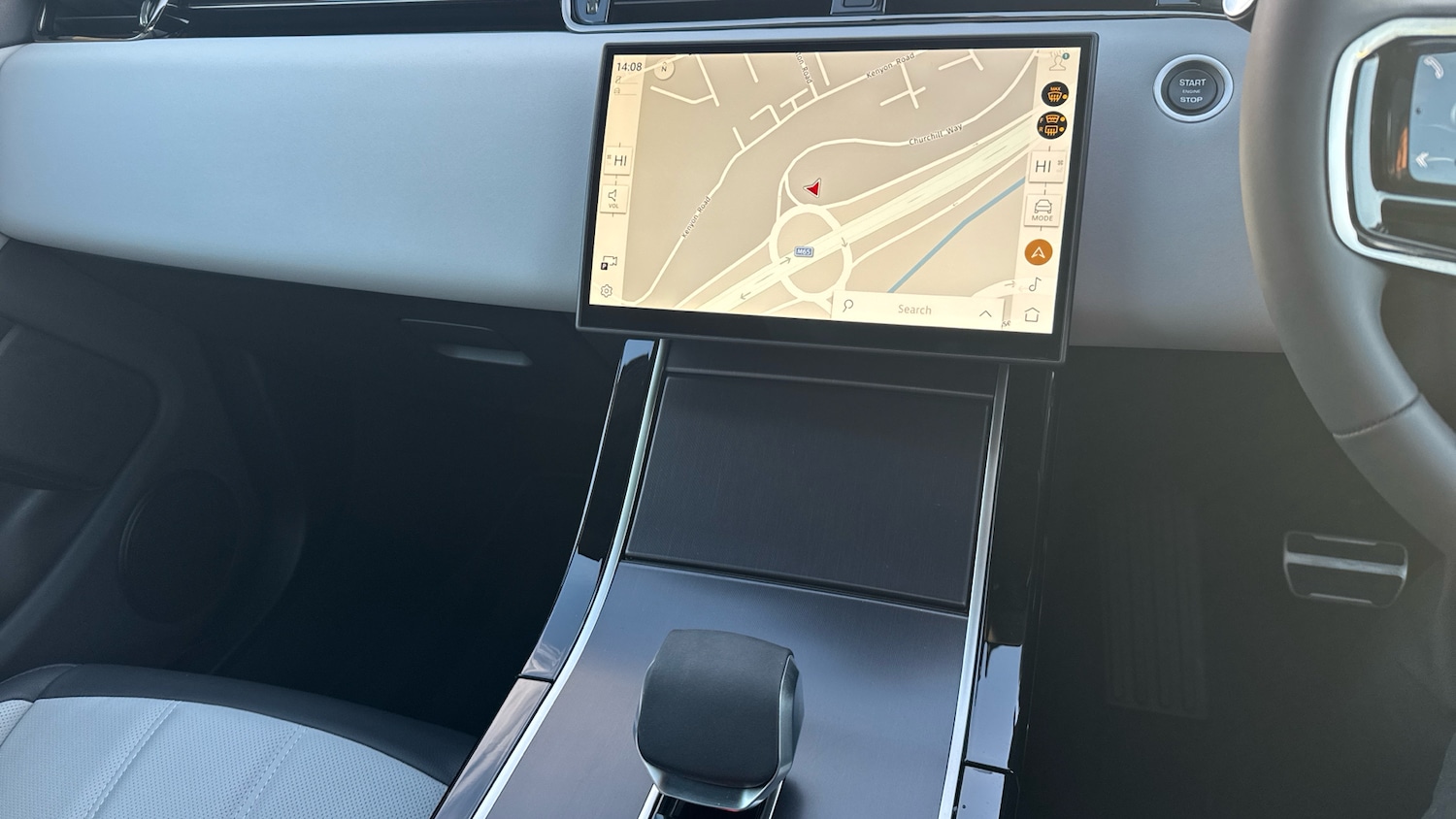 Used Land Rover Range Rover Evoque 2025 for sale - 76971827: Photo 14