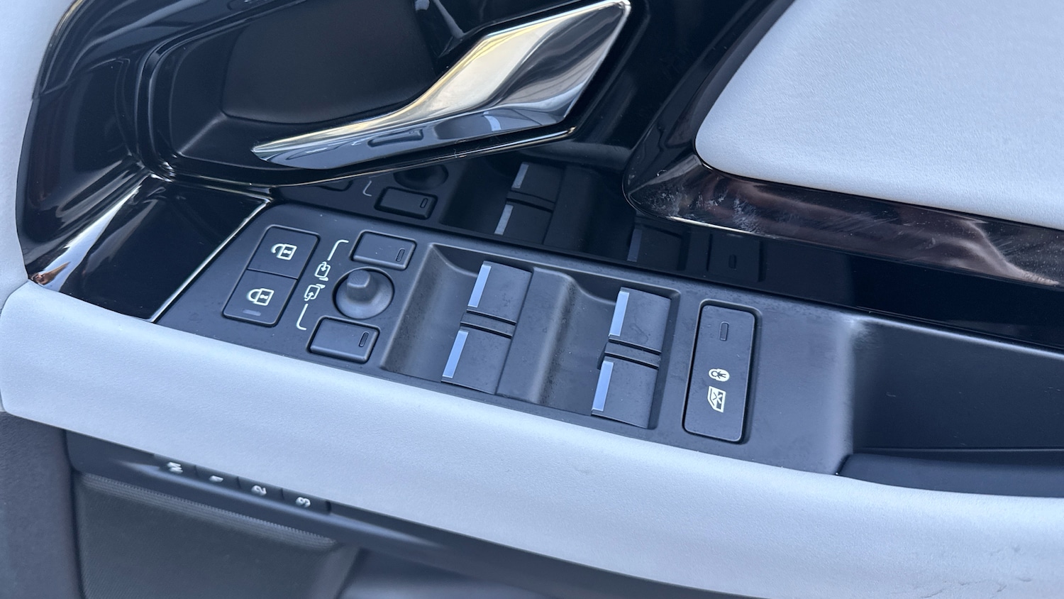 Used Land Rover Range Rover Evoque 2025 for sale - 76971827: Photo 48