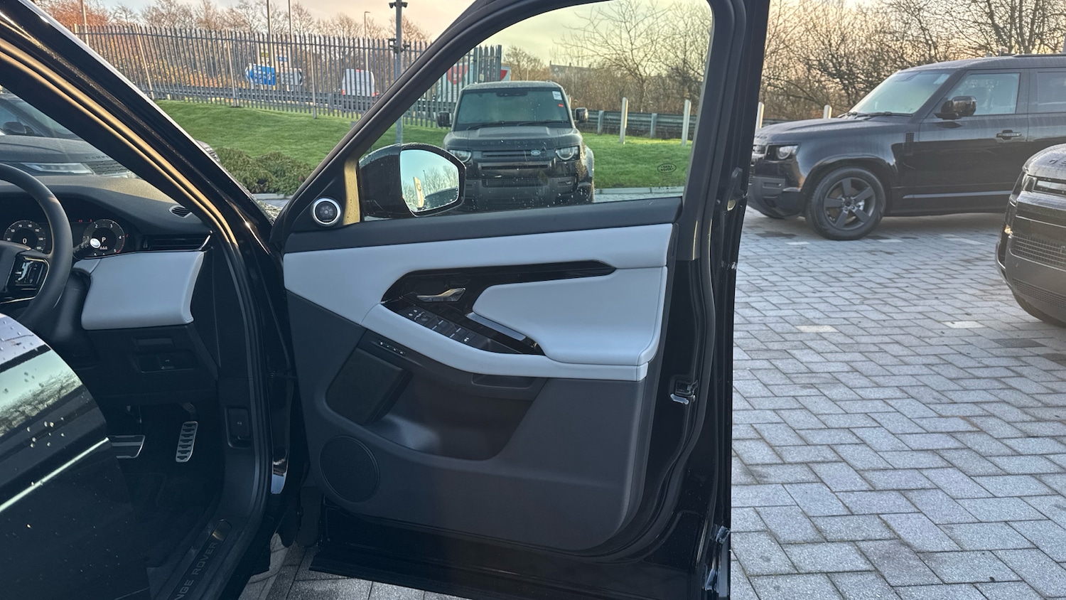 Used Land Rover Range Rover Evoque 2025 for sale - 76971827: Photo 51