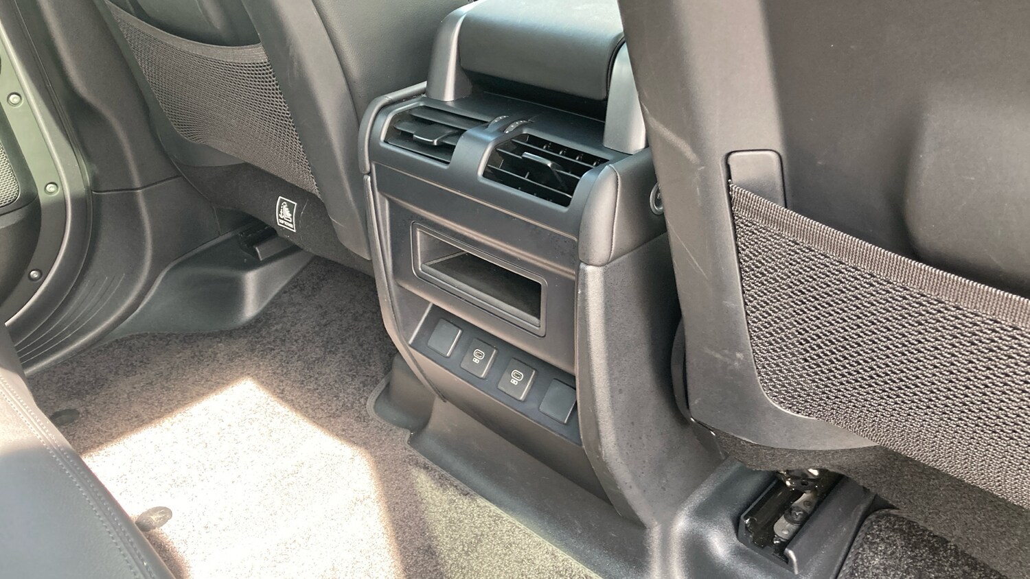 Used Land Rover Defender 2024 for sale - 76299692: Photo 18