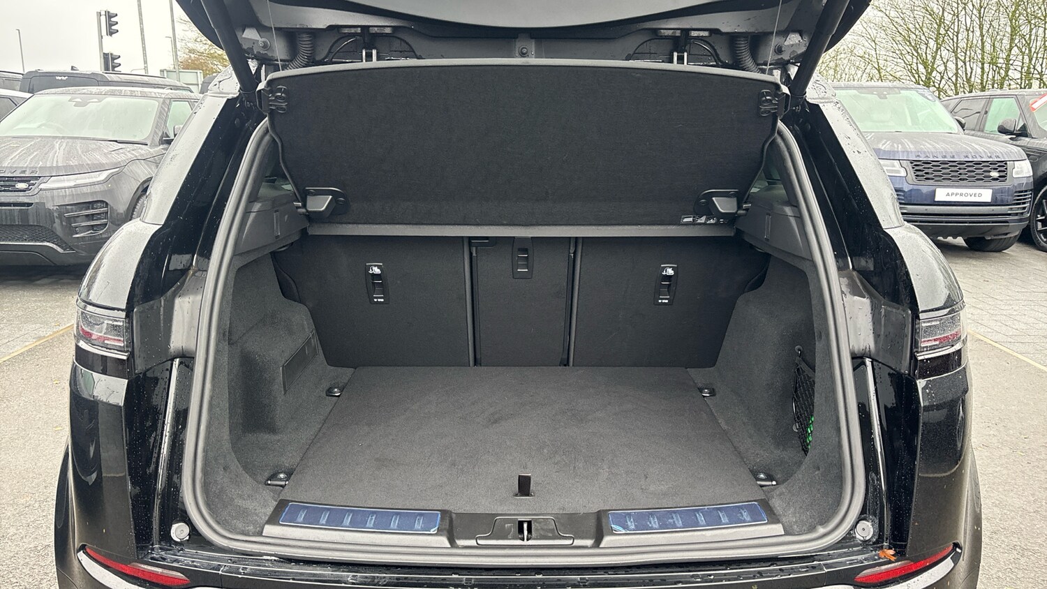 Used Land Rover Range Rover Evoque 2025 for sale - 76579713: Photo 10