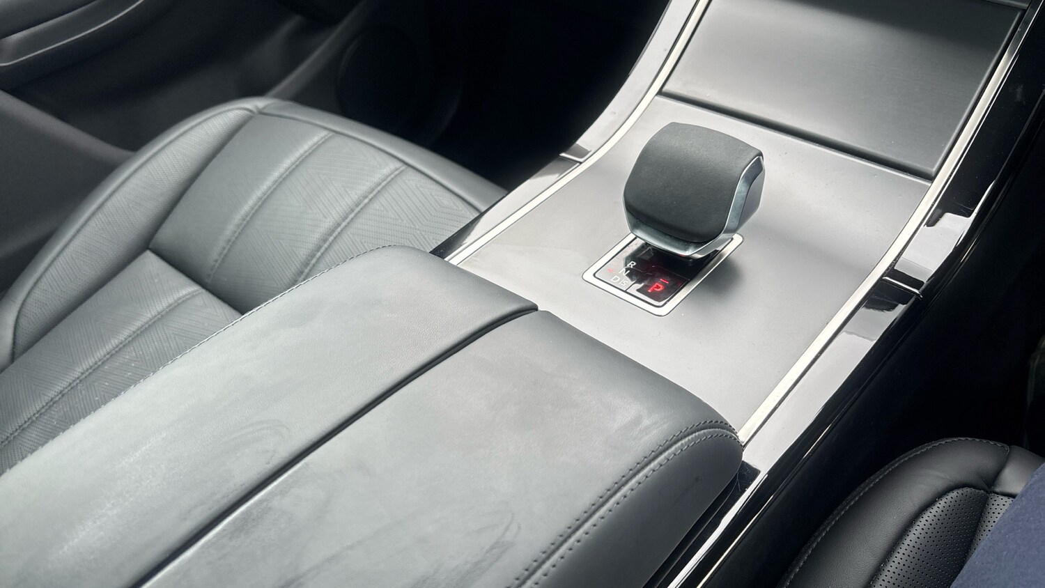 Used Land Rover Range Rover Evoque 2025 for sale - 76579713: Photo 65