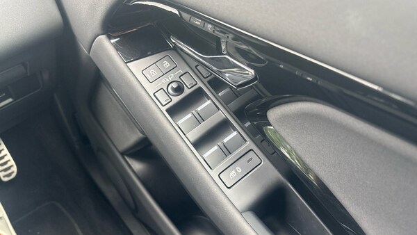 Used Land Rover Range Rover Evoque 2025 for sale - 75665273: Photo 49