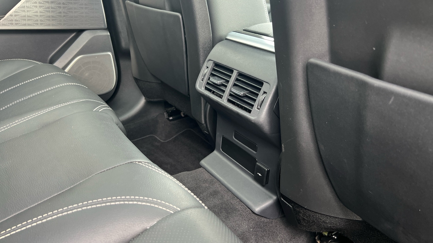 Used Land Rover Range Rover Velar 2022 for sale - 76273598: Photo 18