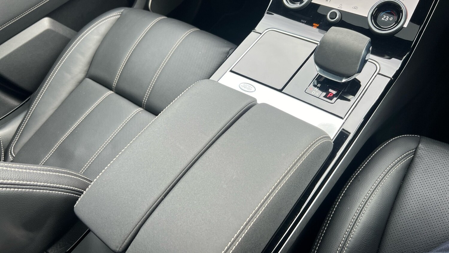 Used Land Rover Range Rover Velar 2022 for sale - 76273598: Photo 20