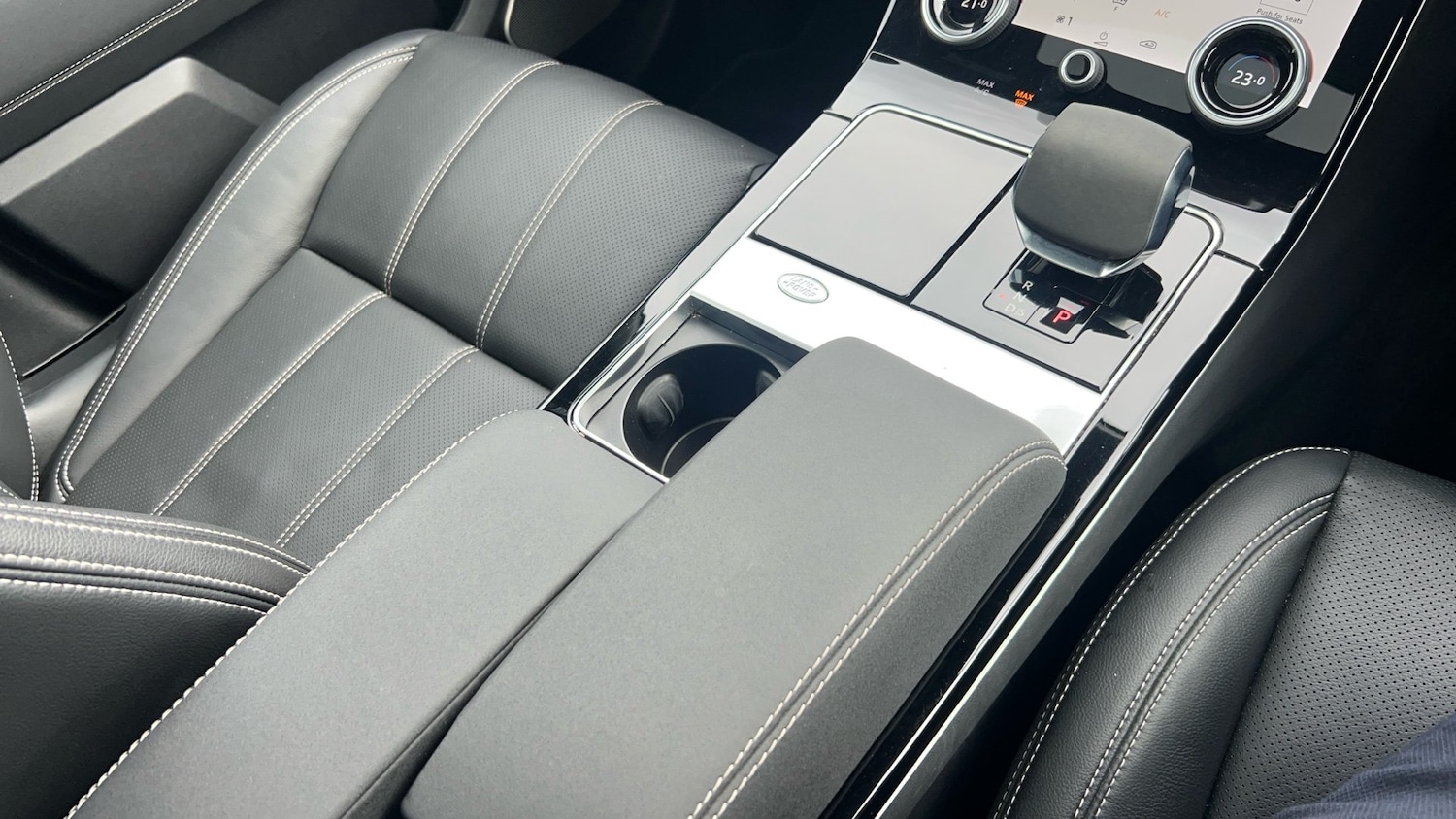 Used Land Rover Range Rover Velar 2022 for sale - 76273598: Photo 22