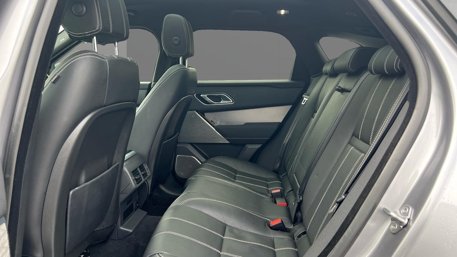 Used Land Rover Range Rover Velar 2022 for sale - 76273598: Photo 4