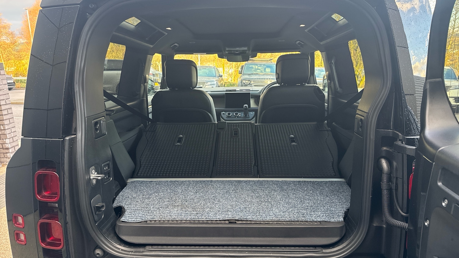 Used Land Rover Defender 2023 for sale - 77258708: Photo 10