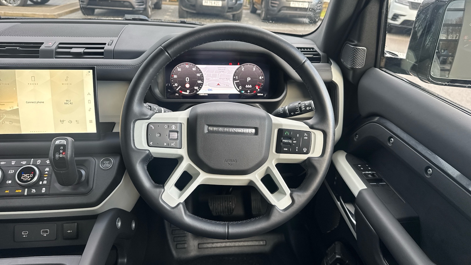 Used Land Rover Defender 2023 for sale - 77258708: Photo 15