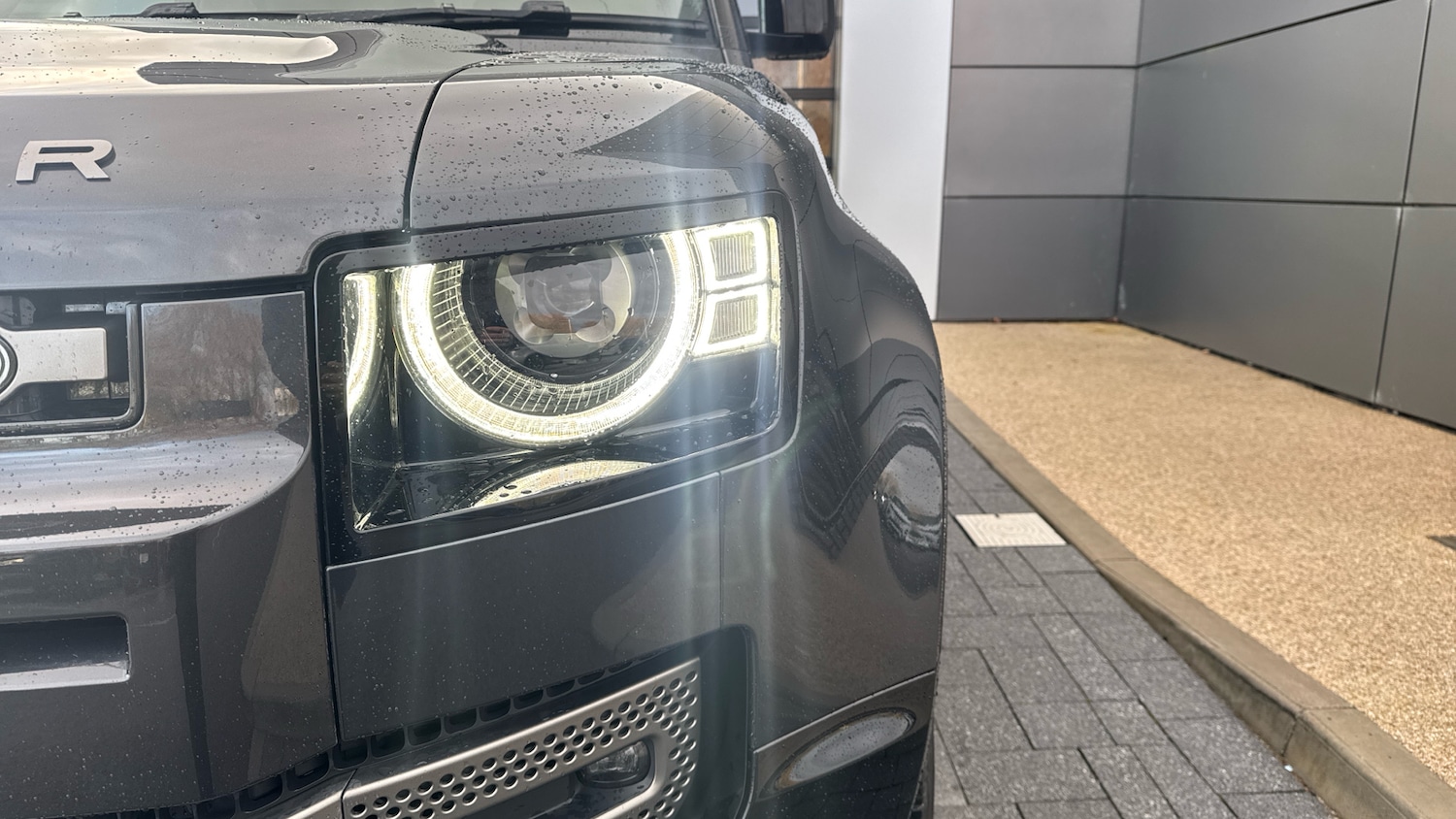 Used Land Rover Defender 2023 for sale - 77258708: Photo 36