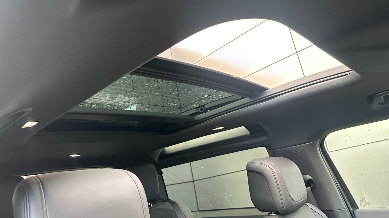 Used Land Rover Defender 2023 for sale - 77258708: Photo 42