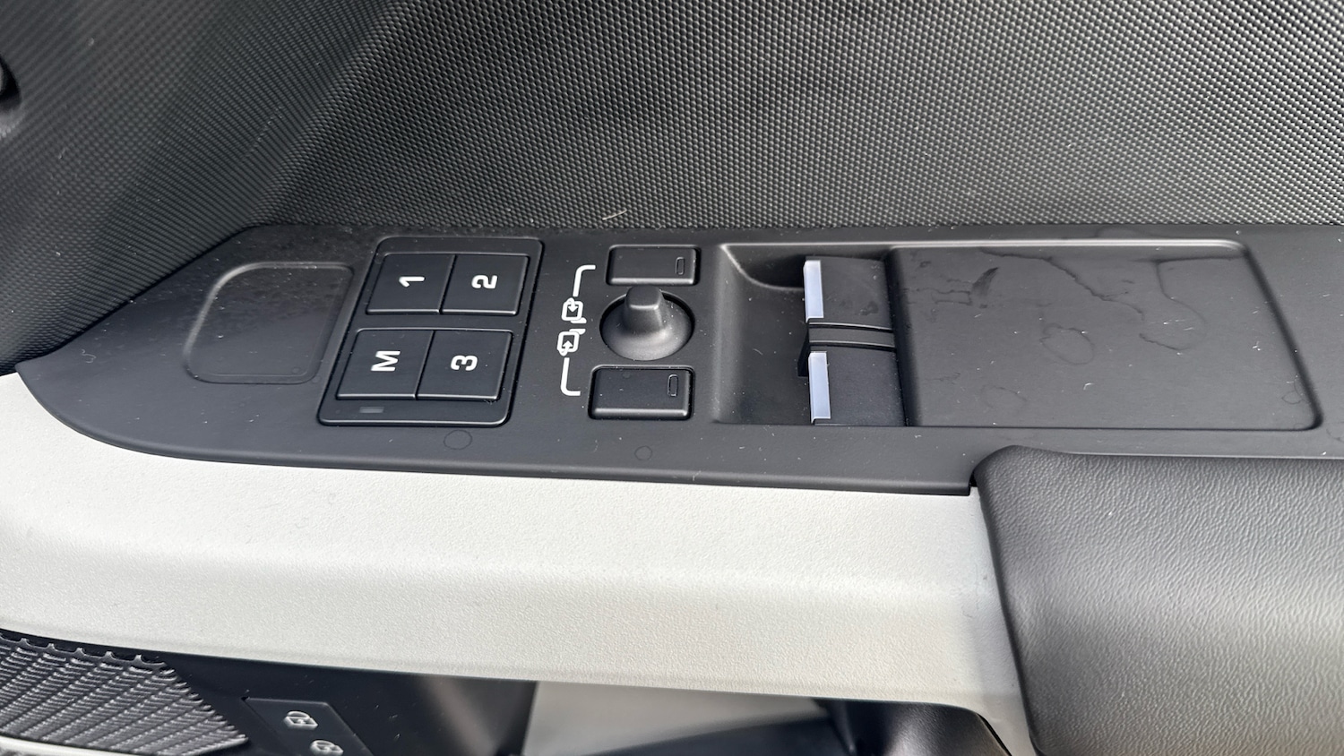 Used Land Rover Defender 2023 for sale - 77258708: Photo 46