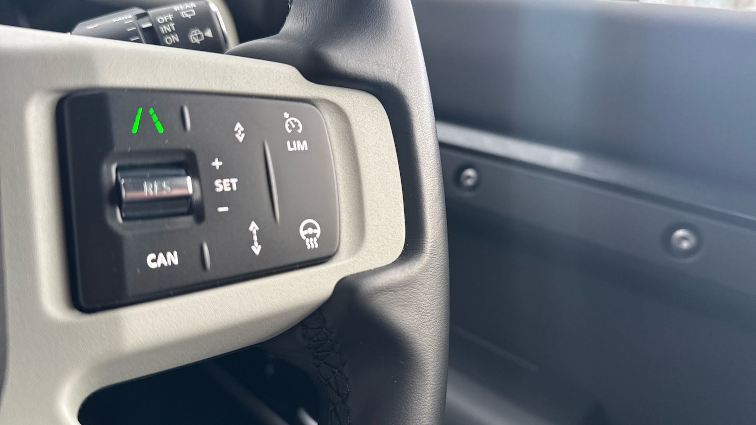 Used Land Rover Defender 2023 for sale - 77258708: Photo 49