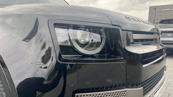 Used Land Rover Defender 2024 for sale - 76196369: Photo 17