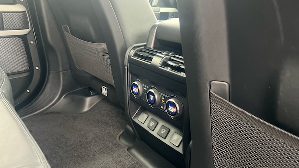 Used Land Rover Defender 2024 for sale - 76196369: Photo 18