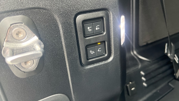 Used Land Rover Defender 2024 for sale - 76196369: Photo 49