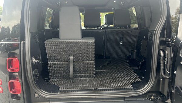 Used Land Rover Defender 2024 for sale - 76196369: Photo 52