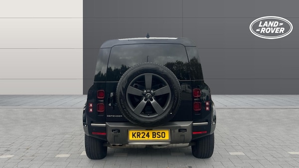Used Land Rover Defender 2024 for sale - 76196369: Photo 6