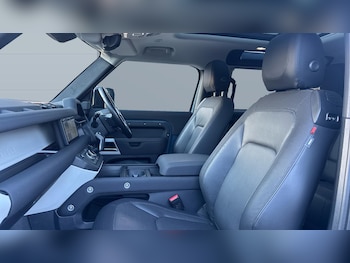 Used Land Rover Defender 2022 for sale - 77836768: Photo