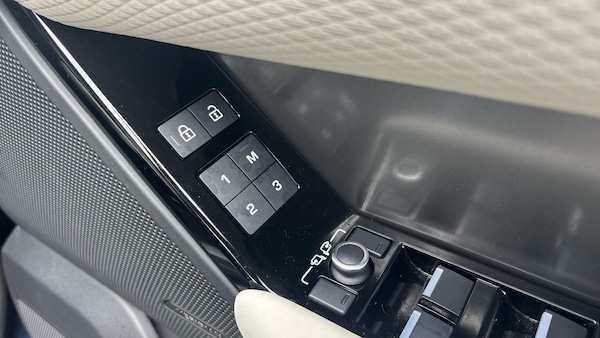 Used Land Rover Range Rover Velar 2022 for sale - 76161821: Photo 77
