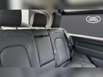 Used Land Rover Defender 2023 for sale - 77005778: Photo