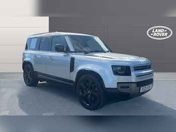 Used Land Rover Defender 2021 for sale - 75567873: Photo