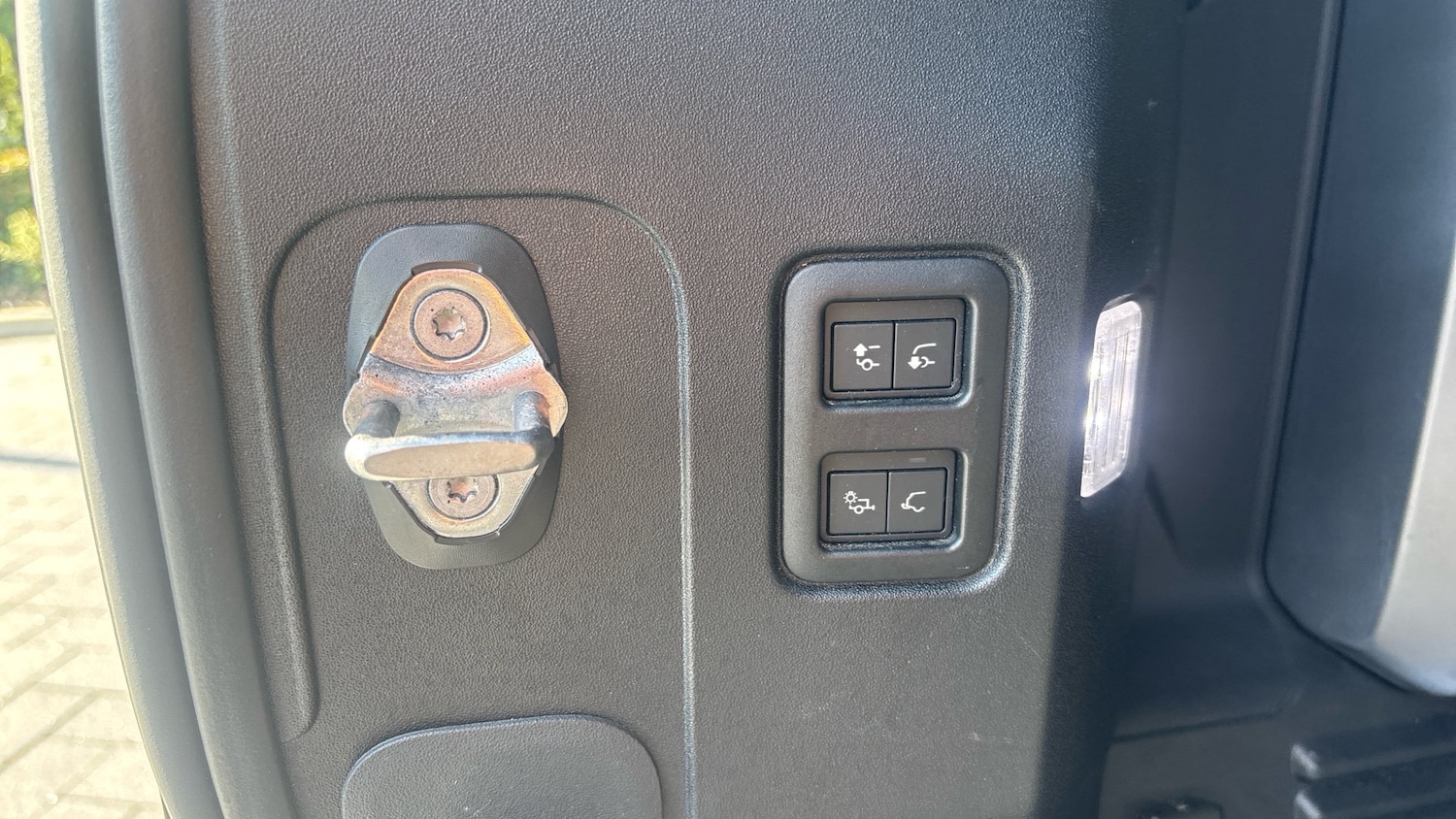 Vehicle 28
