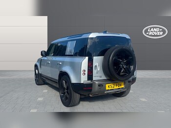 Used Land Rover Defender 2021 for sale - 75567873: Photo