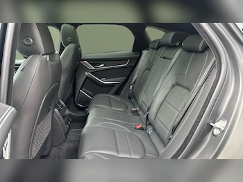 Used Jaguar F-Pace 2024 for sale - 79275100: Photo