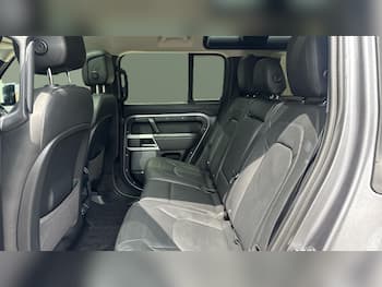 Used Land Rover Defender 2023 for sale - 79736031: Photo
