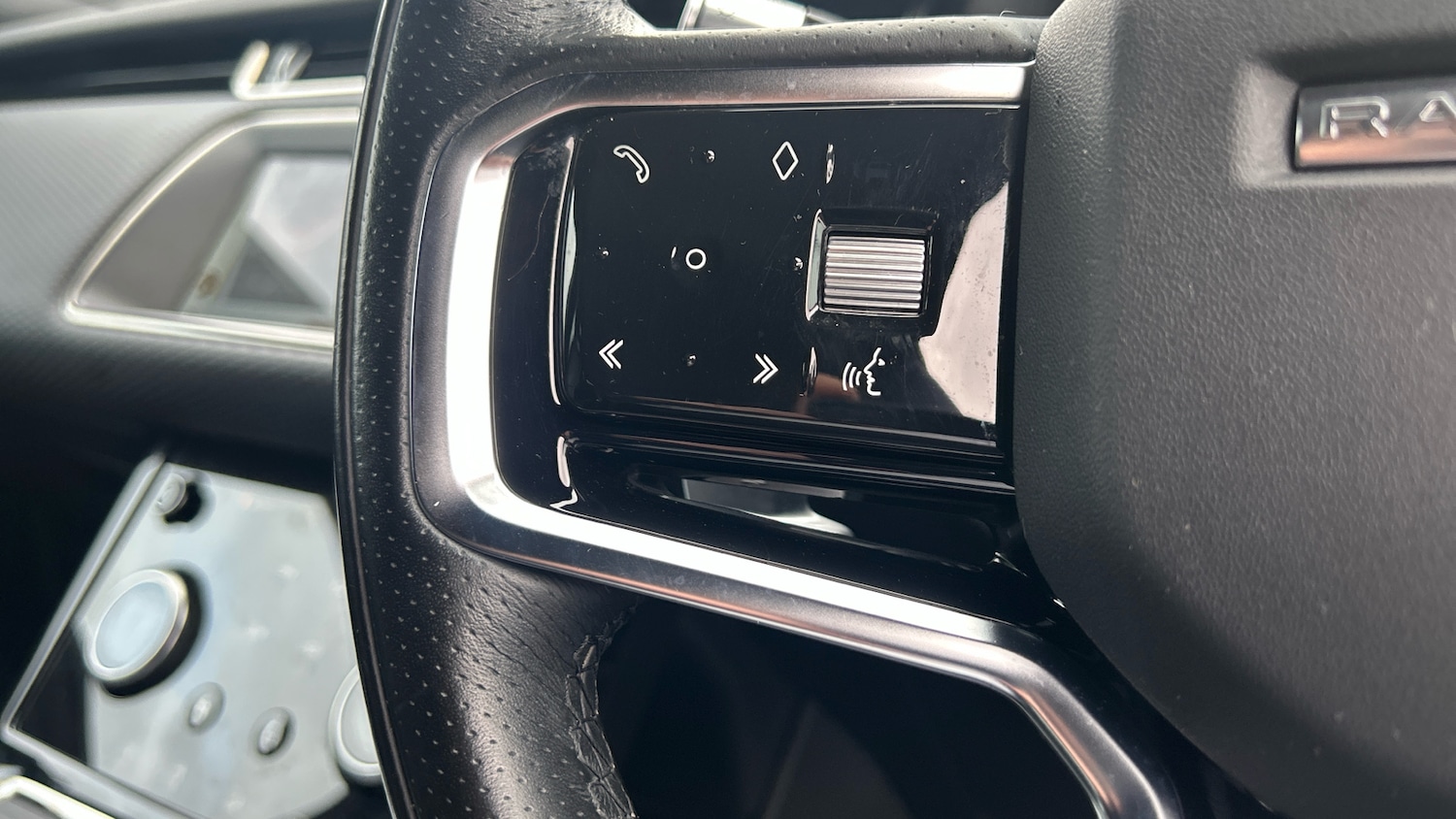 Used Land Rover Range Rover Evoque 2021 for sale - 76482768: Photo 45