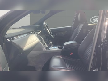 Used Land Rover Discovery Sport 2019 for sale - 75772944: Photo