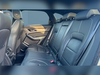 Used Jaguar F-Pace 2023 for sale - 77088068: Photo