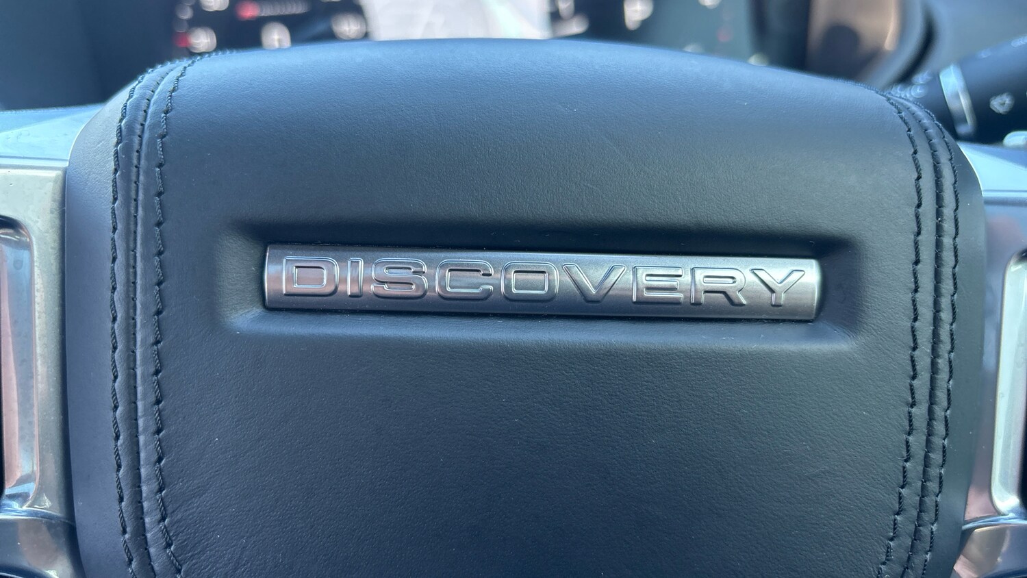 Used Land Rover Discovery 2021 for sale - 76045365: Photo 100